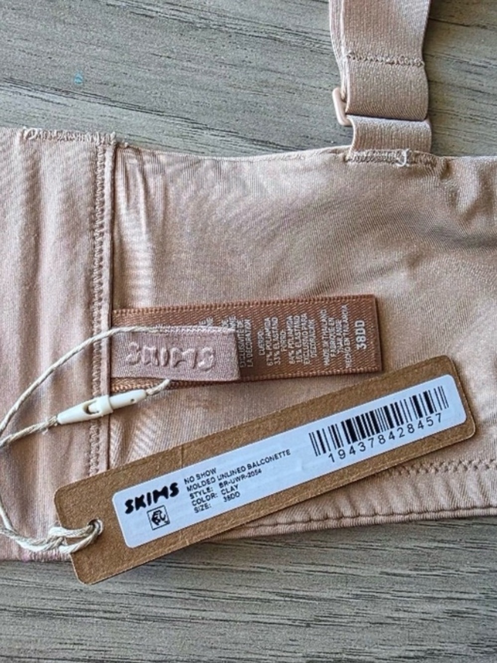 Skims Women's No Show Molded Unlined Balconette Bra Clay Size 38DD NWT - Picture 8 of 9